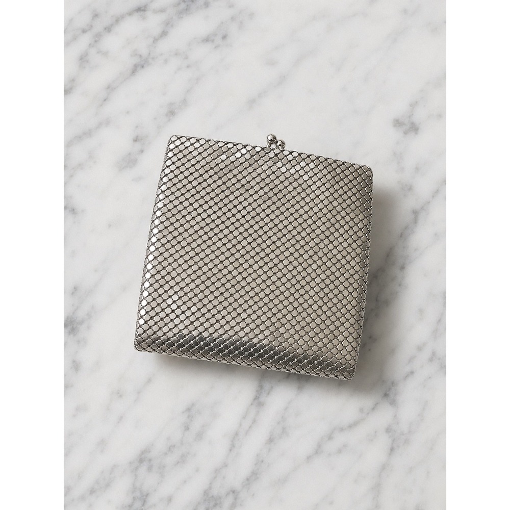 Whiting & Davis Wallet Women's Size OS Silver Excellent Chainmail Kisslock